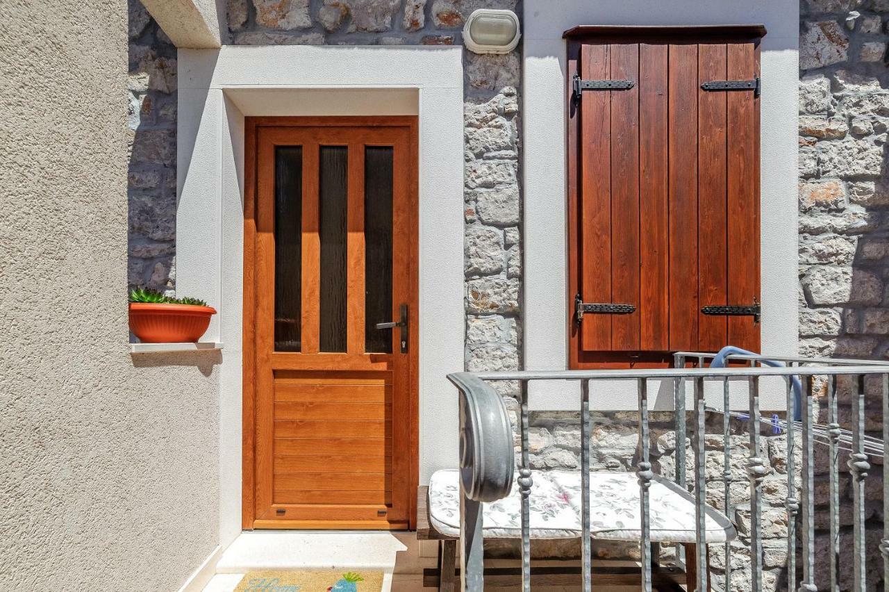 Apartmani Aligator Primošten Exteriér fotografie