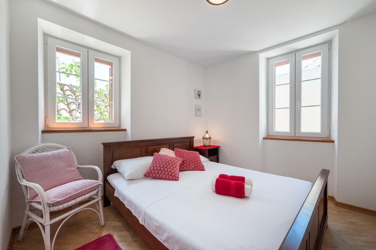 Apartmani Aligator Primošten Exteriér fotografie