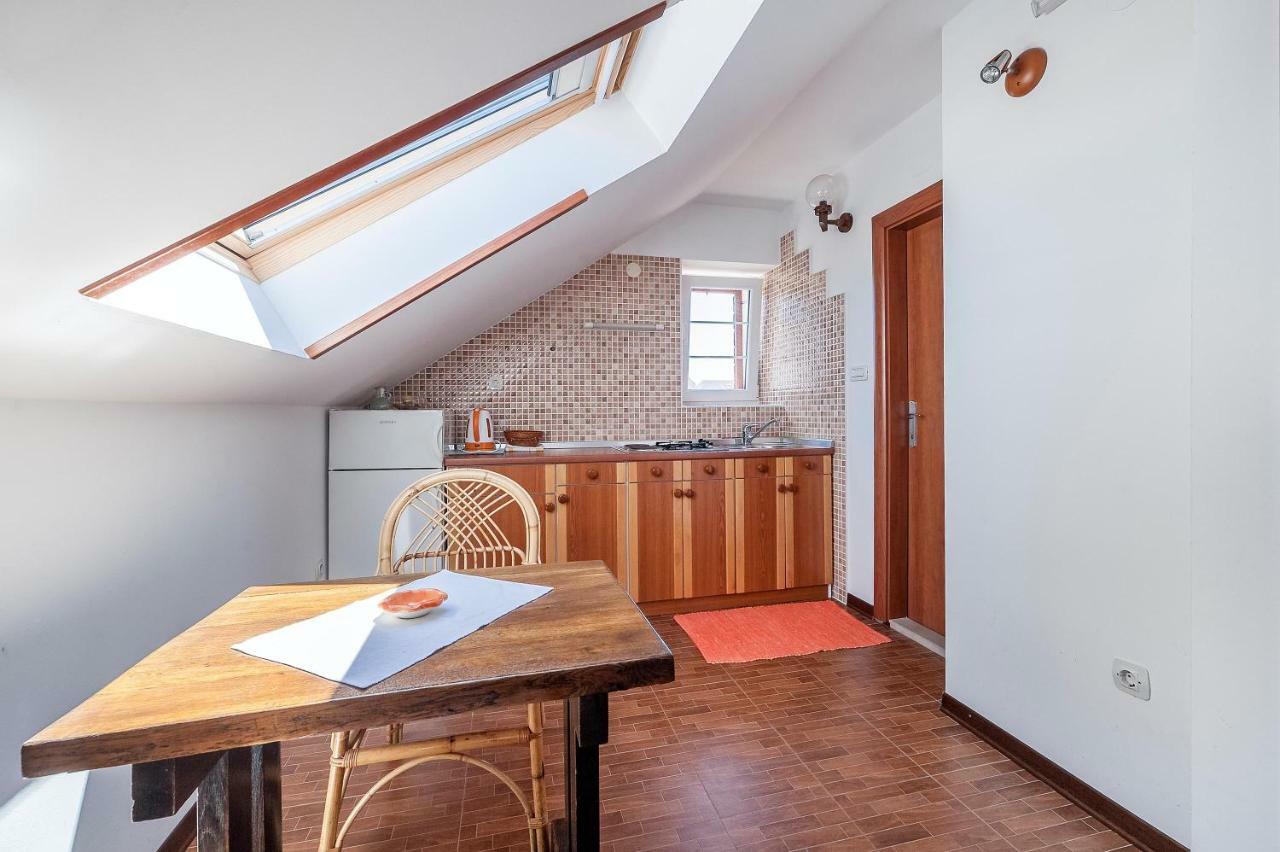Apartmani Aligator Primošten Exteriér fotografie